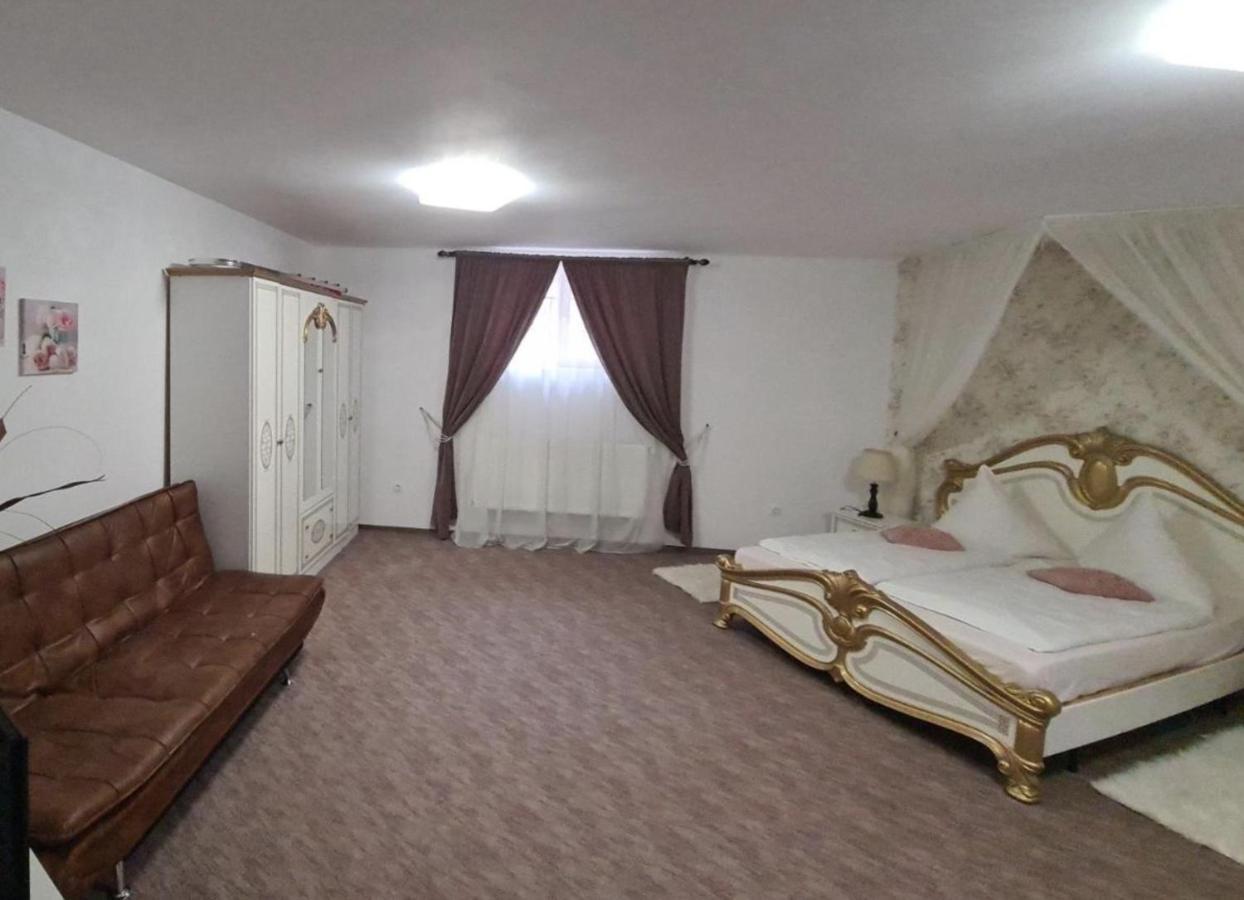 Wall St House Nagyszeben Kültér fotó