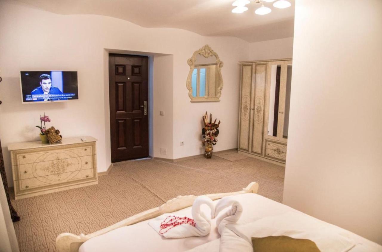 Wall St House Nagyszeben Kültér fotó